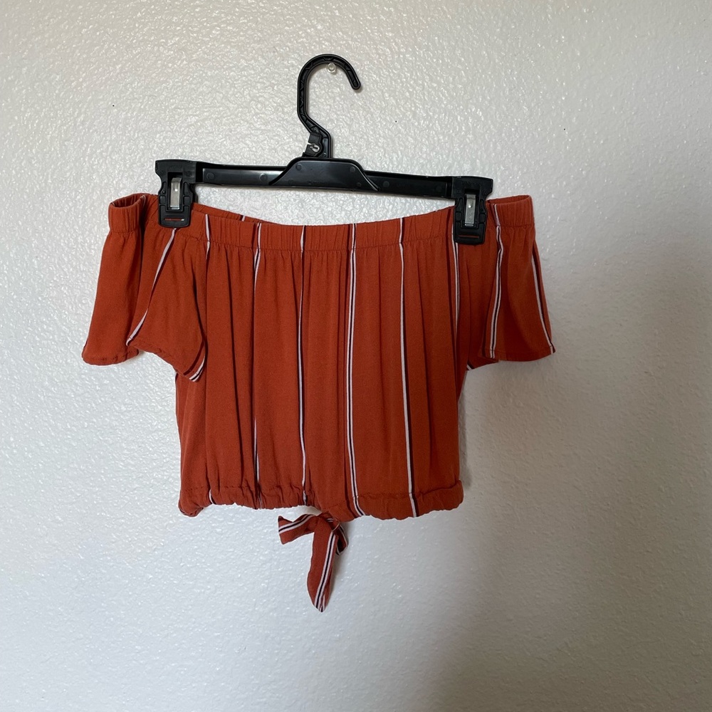 LA Hearts crop top